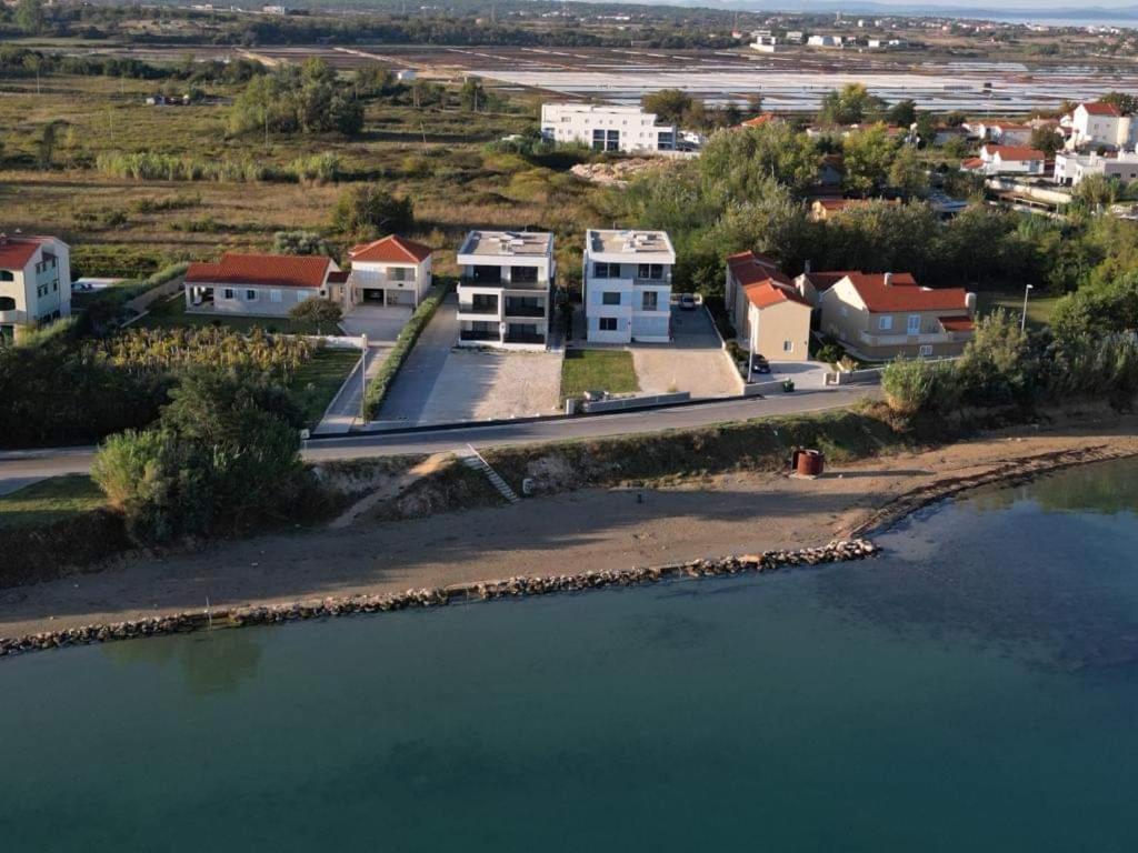 B & R Summer Breeze Apartments Nin Kültér fotó