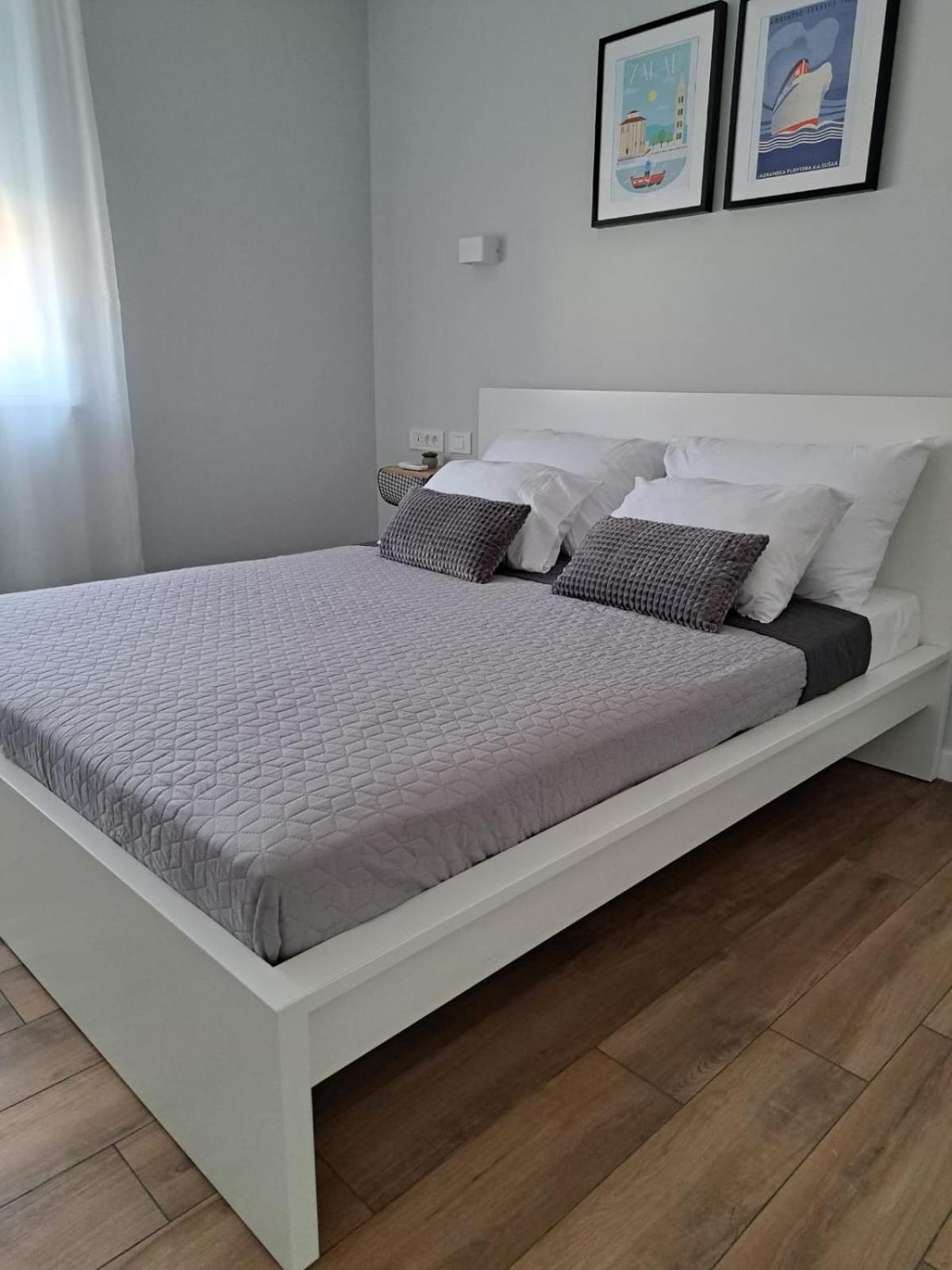 B & R Summer Breeze Apartments Nin Kültér fotó